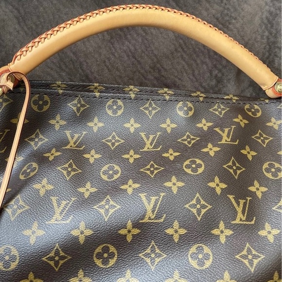 Louis Vuitton Artsy MM - Picture 8 of 12